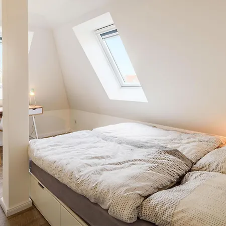 Lovely In Timmendorfer-strand Timmendorfer Strand